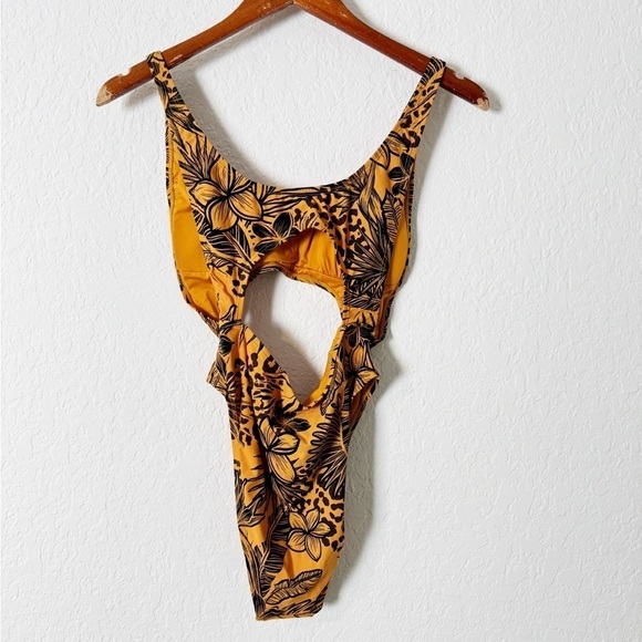 BCBGGeneration Floral One-Piece Swimsuit - Picture 5 of 6